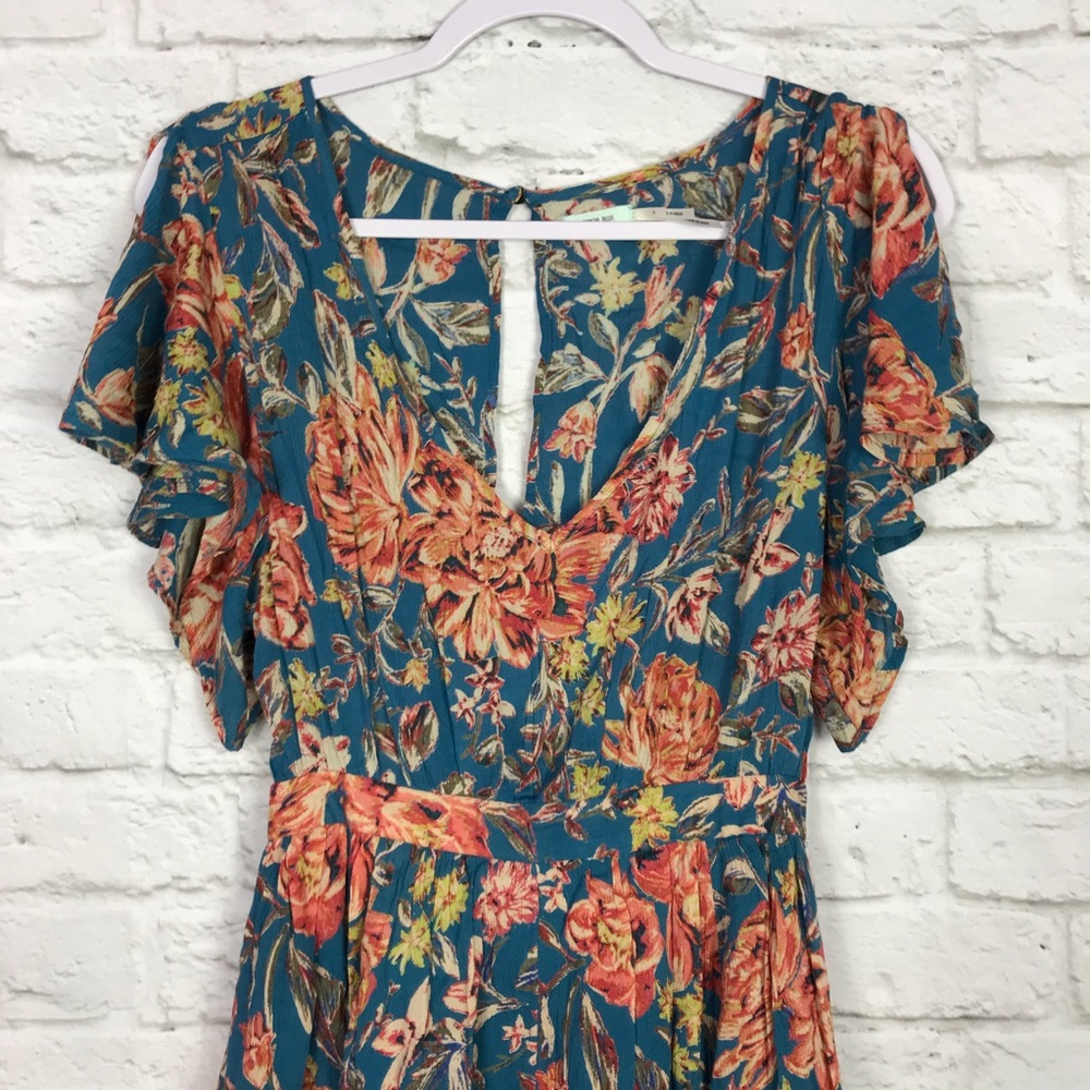 Kimchi Blue Floral Flutter Sleeve Boho Romper 0 - Picture 2 of 8